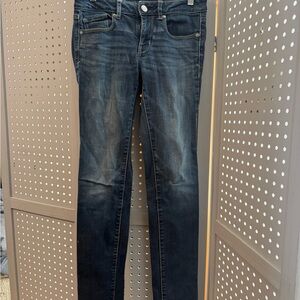 American Eagle Outfitters Dark Wash Skinny Jeans